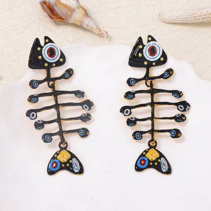 Stylish and Trendy Beach-Inspired Alloy Fishbone Earrings with Unique Oceanic Print for Women - Exaggerated Black Fishbone Design for a Distinctive Look
