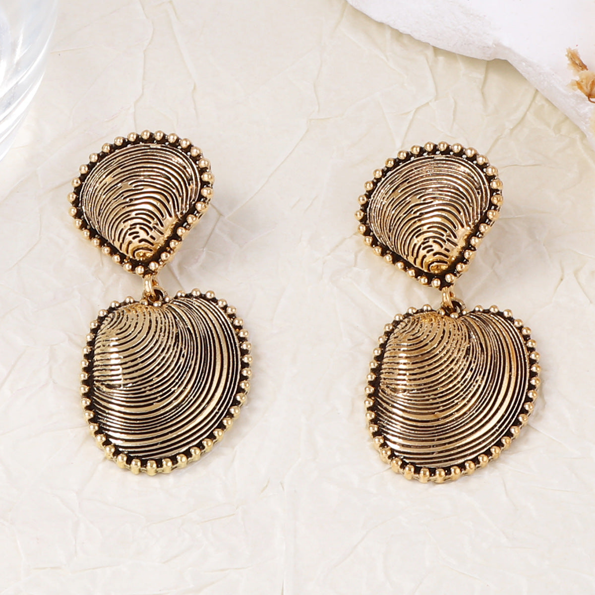 Luxurious Shell-Inspired Statement Earrings for Women - Vintage-Style Alloy Design with Unique Textures Perfect for Upscale Vacations