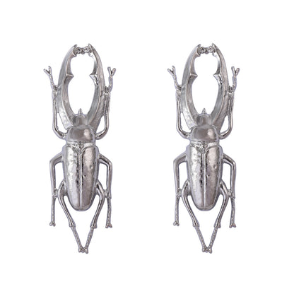 Chic Vintage-Inspired Alloy Beetle Stud Earrings for Women – Bold, Unique Design with High-End Aesthetic Appeal