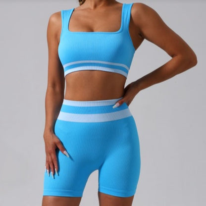 Seamless Outdoor Sports Quick Dry Striped Yoga Outfit with High Waisted Shorts and Tank Top for Women for Running and Fitness Workouts