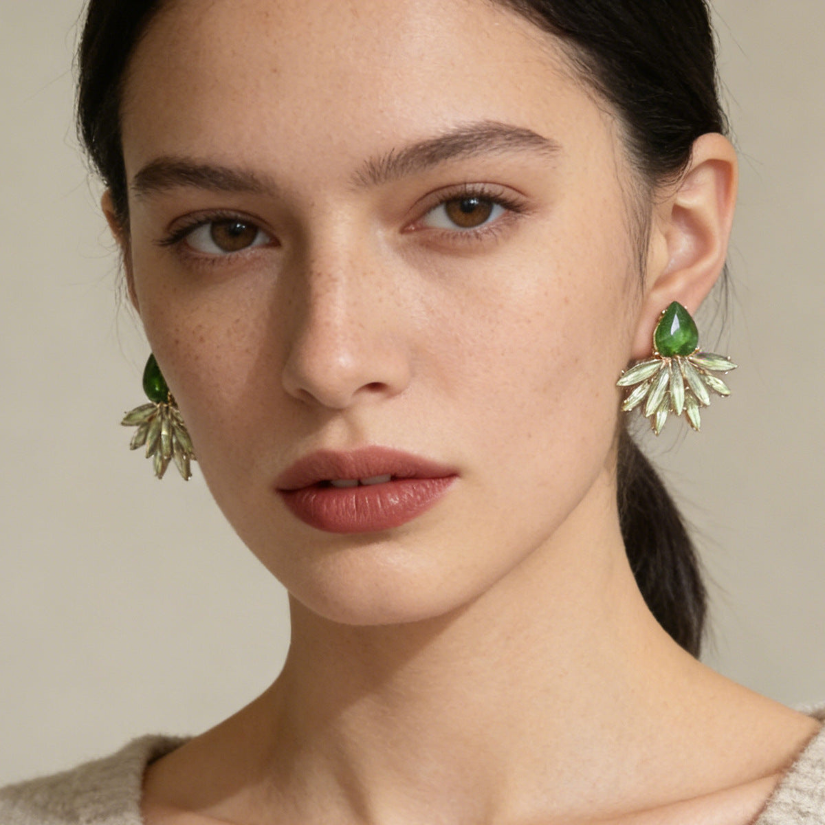 Exquisite Minimalist Fresh Alloy Full-Diamond Waterdrop Leaf Earrings for Women - Chic Luxury Jewelry to Elevate Your Style