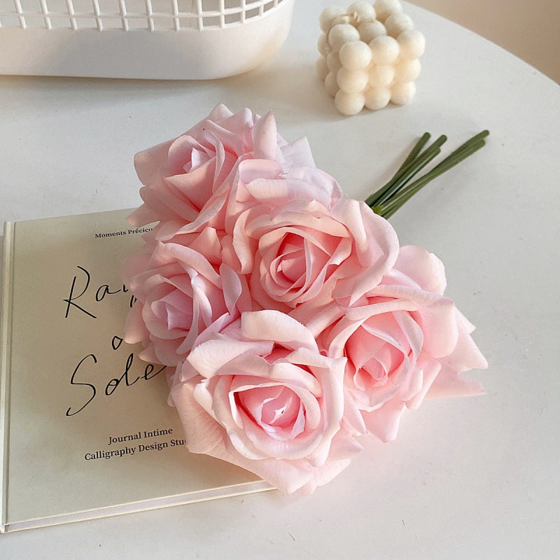 Luxurious Touch Moisturizing Artificial Rose Bouquet - Exquisite Floral Arrangement for Photographers and Elegant Home Décor