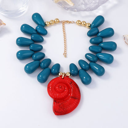 Unique Ocean-Inspired Beaded Sea Shell Pendant Necklace - Trendy and Versatile Women's Statement Jewelry for Beach Getaways