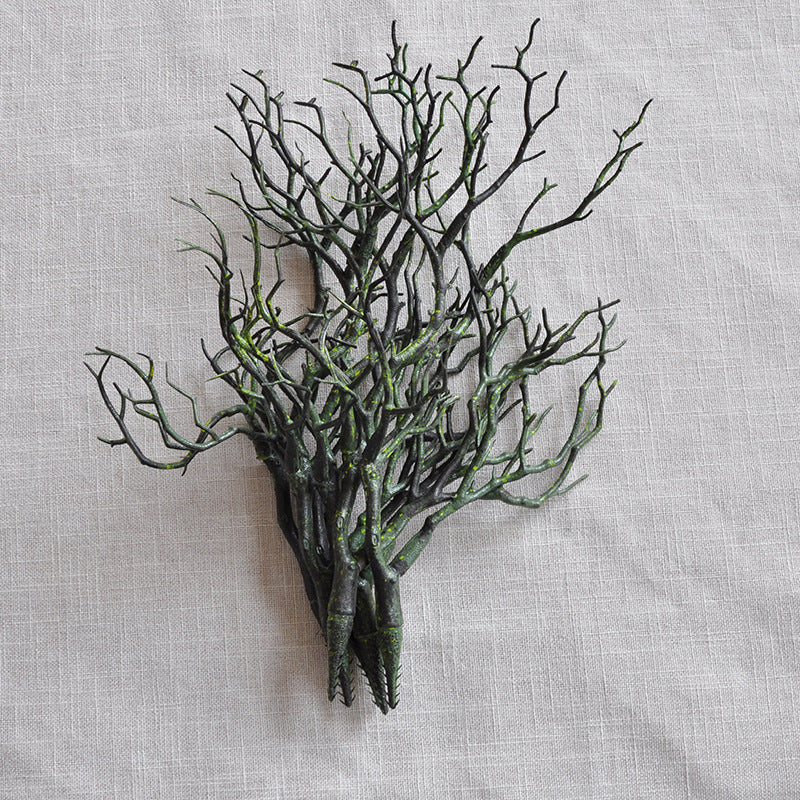 Realistic Faux Tree Branch Antler Decor: Lifelike Green Coral Branches for Festive Holiday Scenes and Living Room Decoration