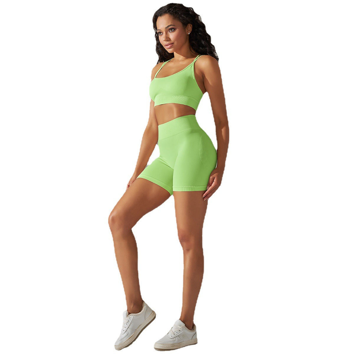 Seamless Quick Dry Breathable Sports Fitness Set Back Design Shorts Yoga Two Piece Activewear for Flexibility and Comfort