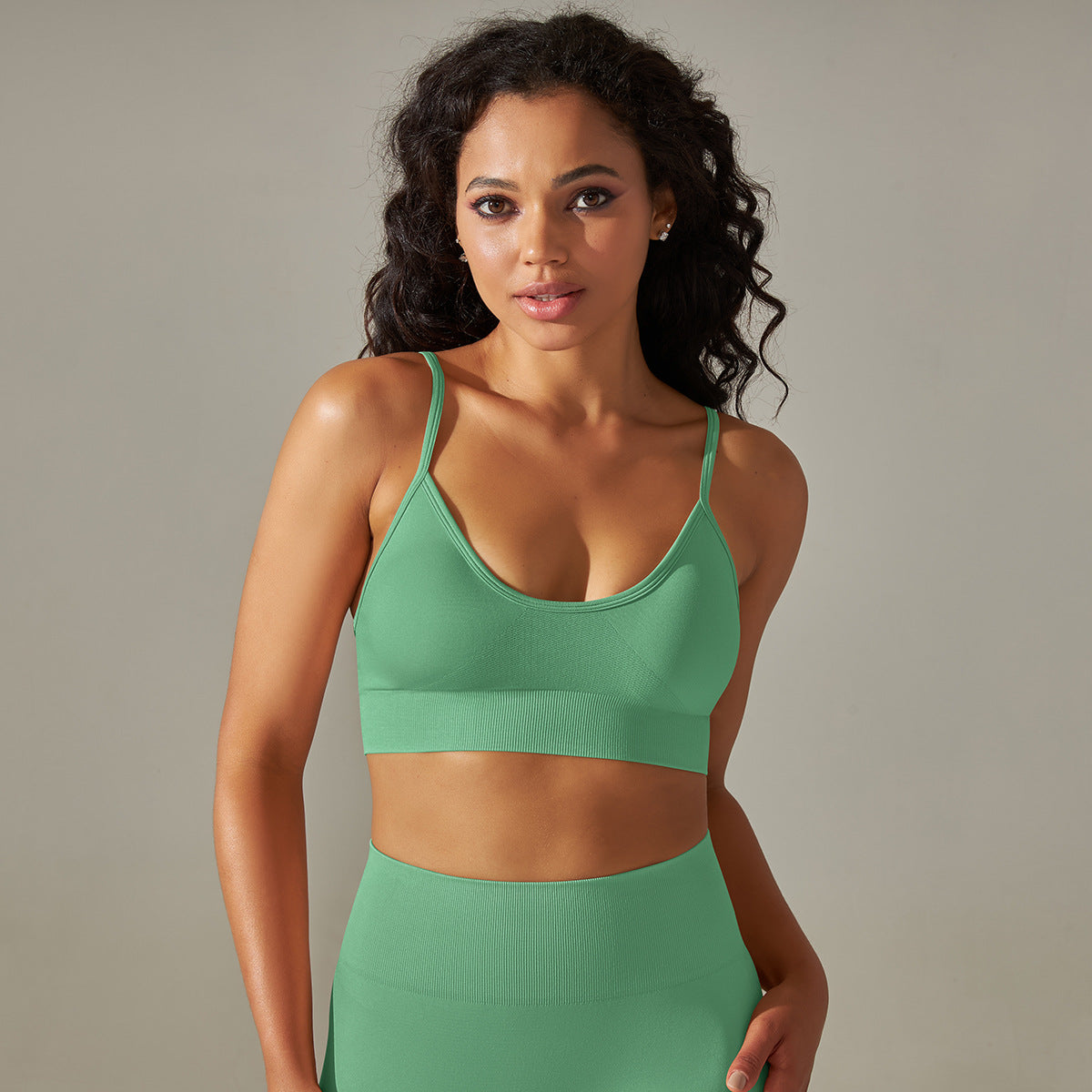 Seamless Knitted Yoga Top with Back Adjustable Thin Straps Shock Absorbing Sports Bra for Enhanced Support Comfortable and Breathable Workout Tank