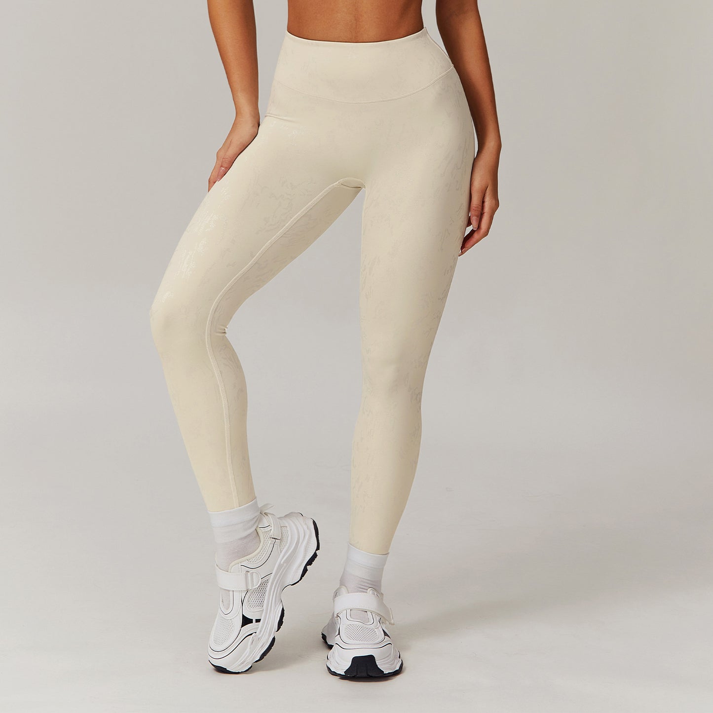 High Waisted Gold Foil Casual Yoga Pants for Women Quick Dry Running Long Leggings Flattering Fit for Workout and Everyday Wear