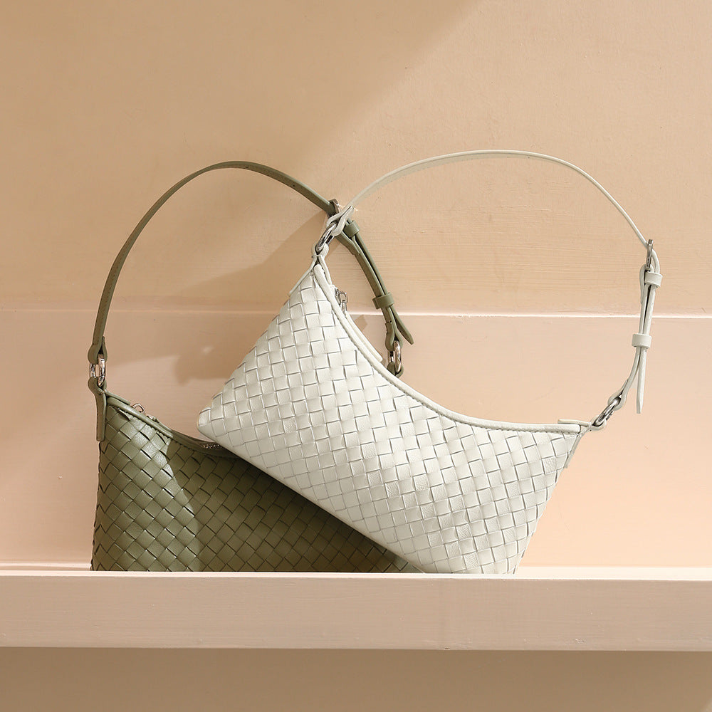 Handcrafted Leather Padded Women's Handbag Luxurious Winter Style Genuine Sheep Leather Tote for Fashion Forward Women