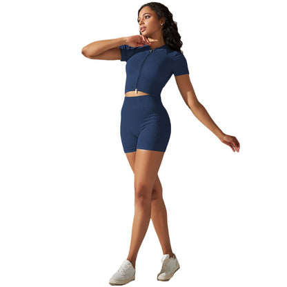 Seamless Threaded Double Zipper Short Sleeve Yoga Fitness Set with High Waisted Peach Butt Shorts for Comfort and Style