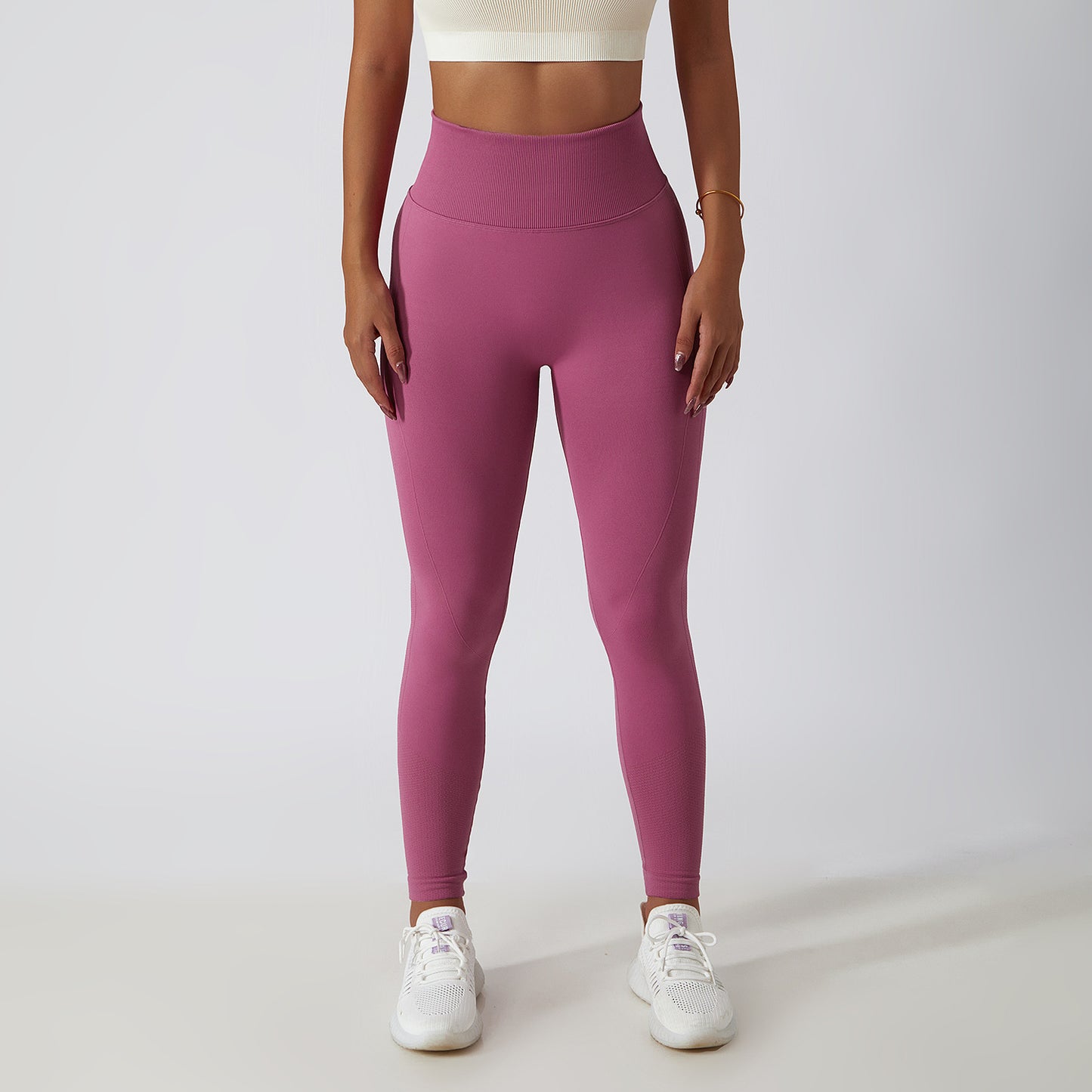 Seamless High Waisted Yoga Leggings for Women Breathable Butt Lifting Outdoor Running Fitness Pants for Yoga and Gym Workouts