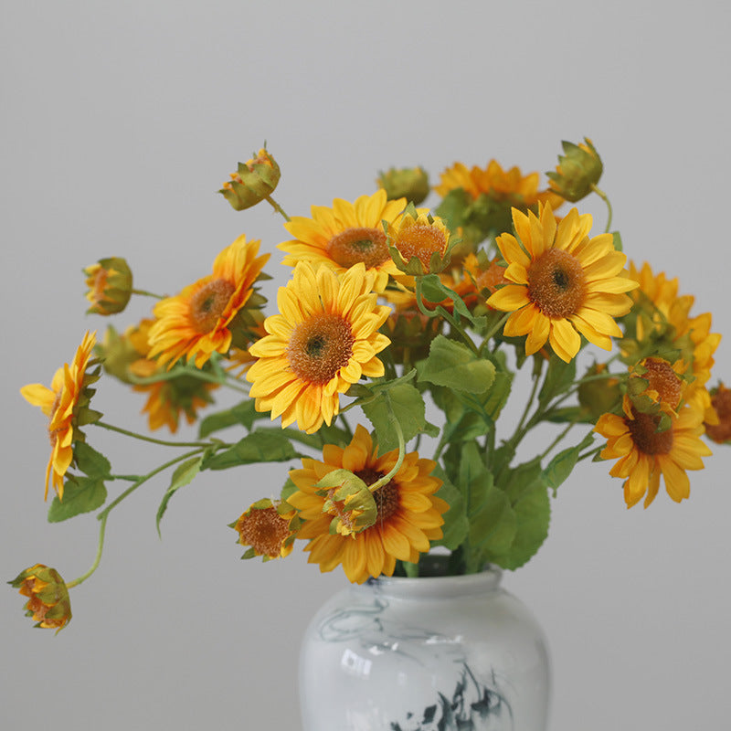 Modern European Style 7-Head Artificial Sunflower Arrangement - Stunning Silk Flowers for Weddings, Home Decor, and Photography