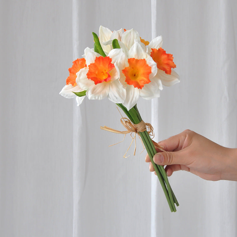 Realistic Touch Narcissus Faux Flower Bouquet - Ideal for Home Living Room Decoration, Weddings, and Special Events - Durable PU Narcissus Handheld Floral Arrangement