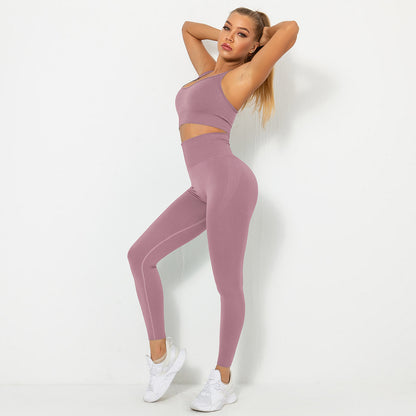 Seamless Solid Color Butt Lifting Peach Butt Sports Bra and Leggings Set for Yoga Running and Fitness Activities