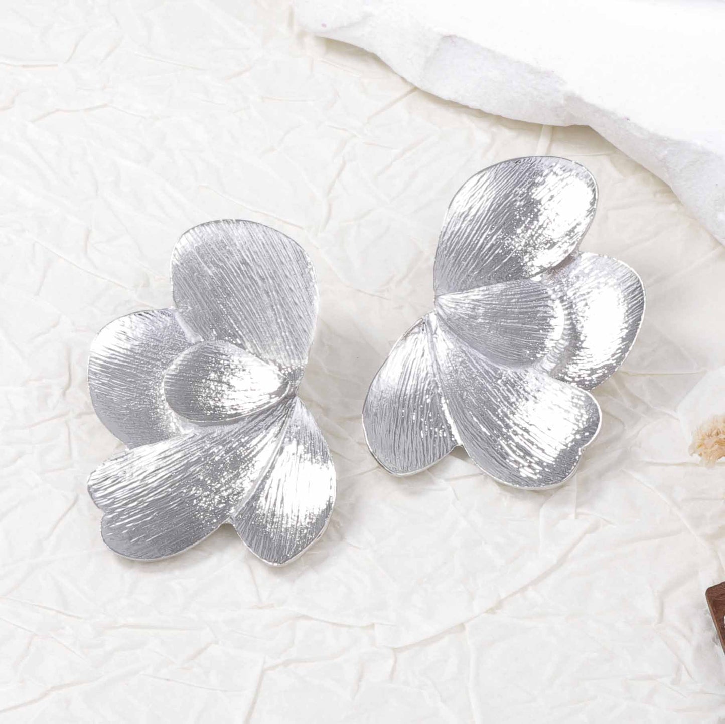 Exaggerated Vintage-Inspired Alloy Luxury Petal Blossom Earrings for Women - Unique, Eye-Catching Design Perfect for Any Occasion