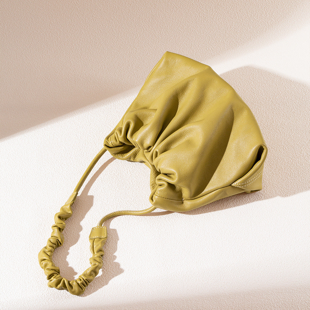 Luxury Genuine Leather Designer Drawstring Cloud Bag Chic Minimalist Crossbody and Shoulder Bag with Pleated Detailing for Unique Style