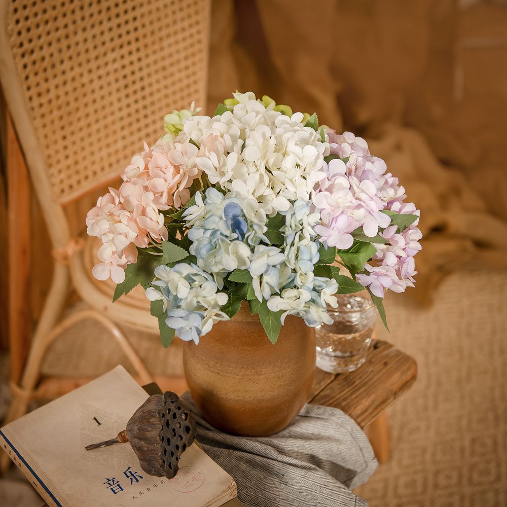 Elegant Wedding Decoration: Realistic Miniature Hydrangea Bouquet - Perfect for Home Decor, INS Style Artificial Flowers for a Refreshing Ambiance