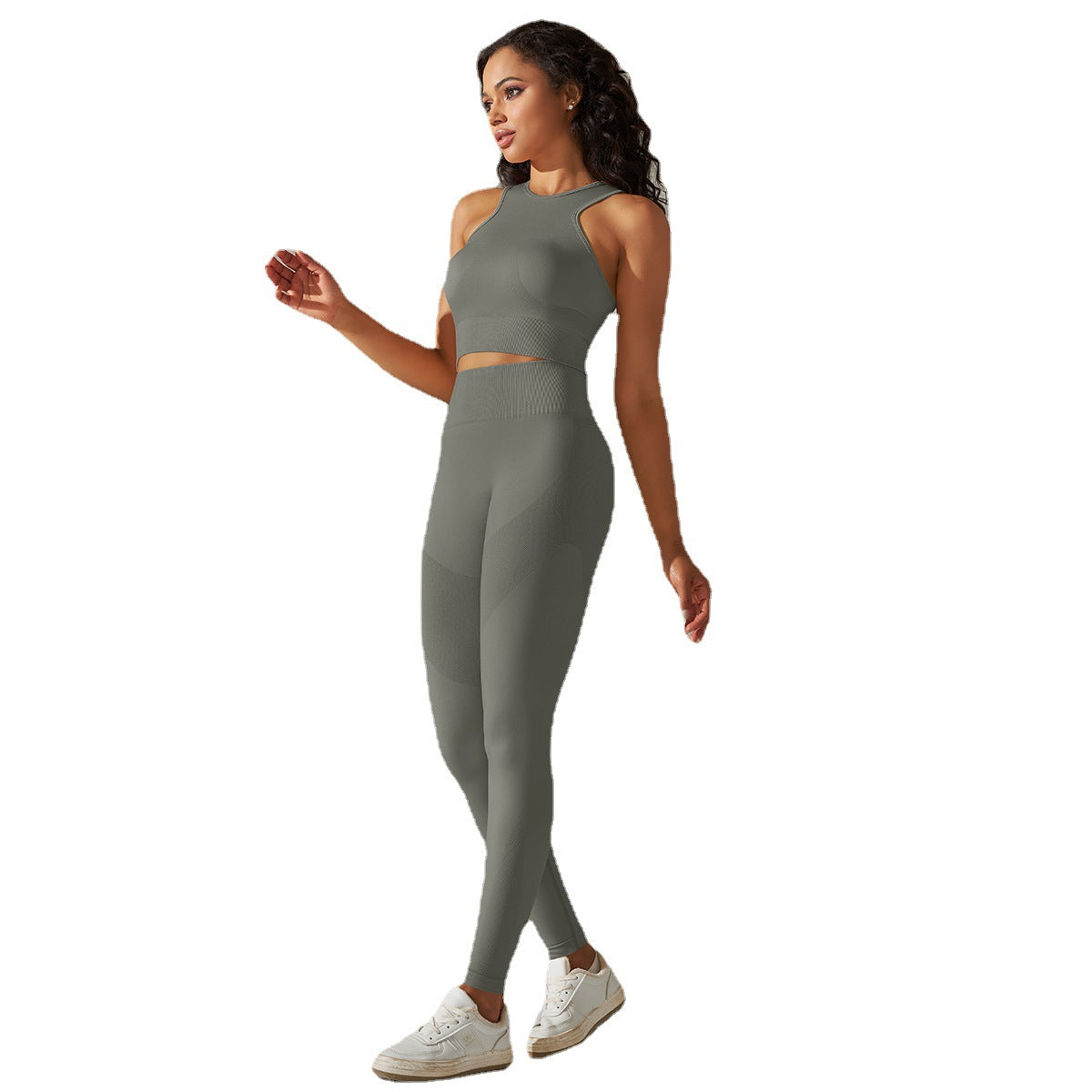 Seamless Peach Colored High Stretch Yoga Vest and Leggings Set Comfort and Style for Yoga and Fitness Enthusiasts