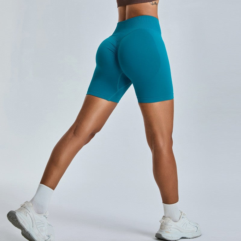 Seamless Lifted Butt Yoga Shorts for Women Quick Dry Peach Skin Fabric for Running Fitness and Gym Workouts