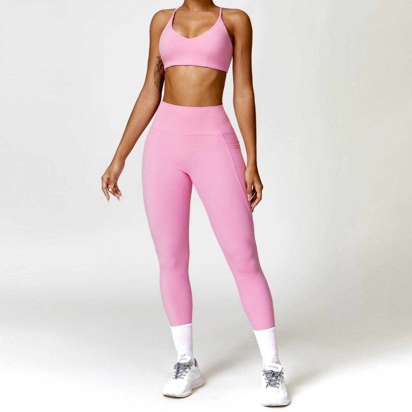 Women's Yoga Set with Pockets High Performance Leggings and Sporty Top for Running Fitness and Leisure Model 8507