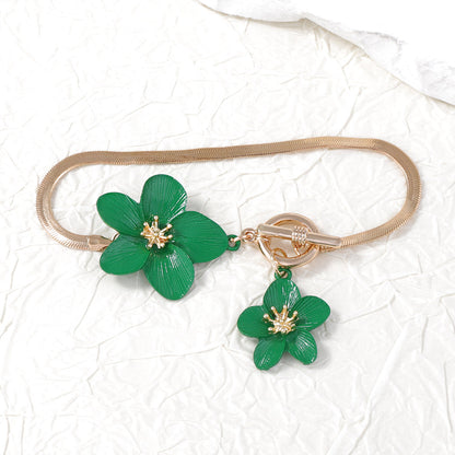 Chic Fresh Fuchsia Flower Bracelet - Unique, Sweet, and Luxurious Summer Accessory for Trendy Young Women