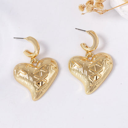 Chic & Elegant Heart-Shaped Alloy Earrings with Unique Textured Finish – Versatile Daily Accessory for Women