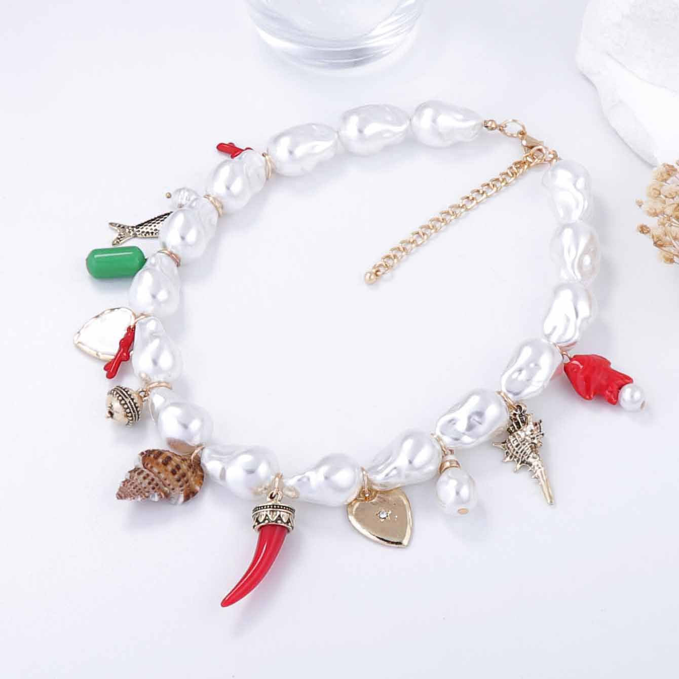 Elegant Baroque-Inspired Faux Pearl Heart Alloy with Ceramic Fish and Seashell Pendants – Stunning Women’s Necklace Collection
