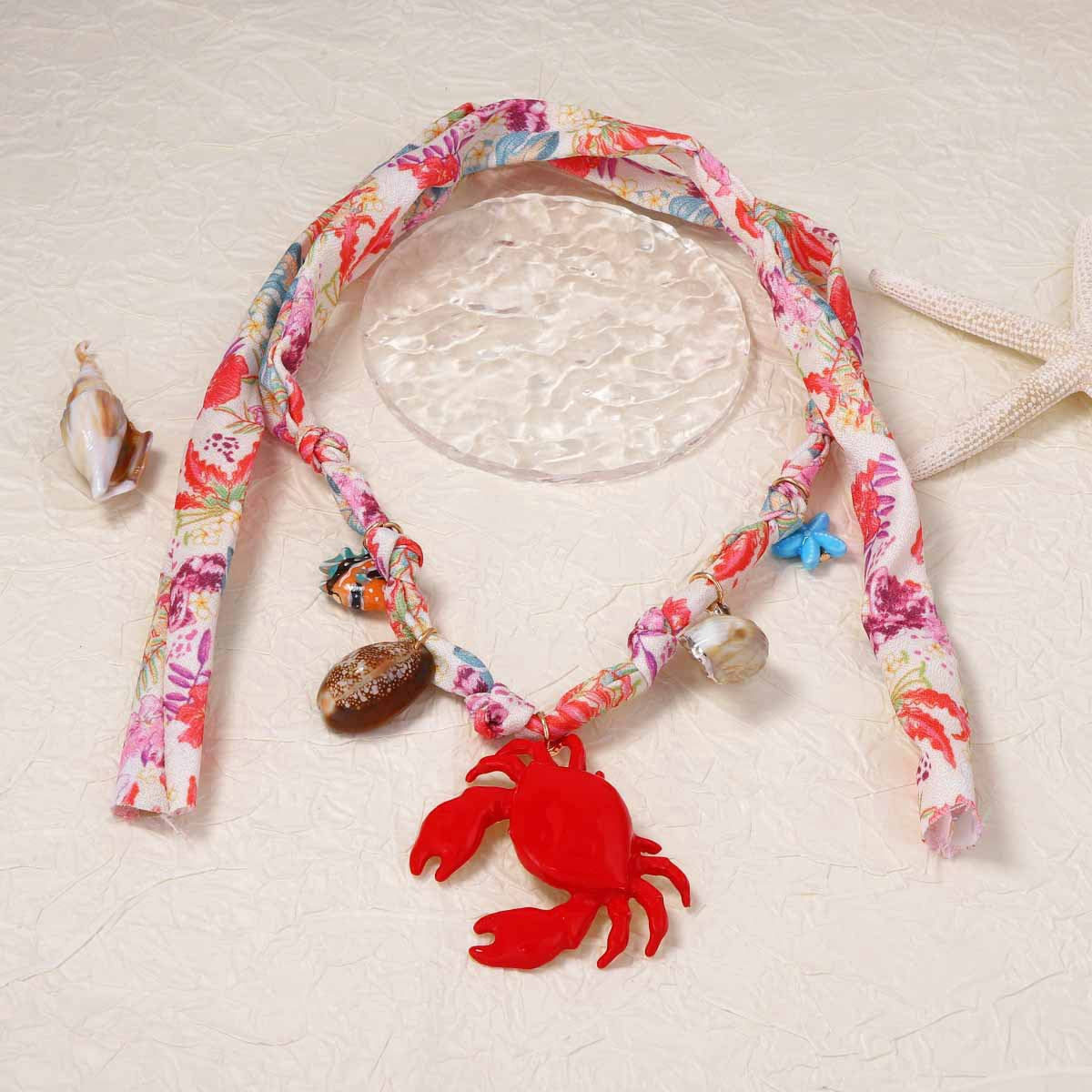 Charming Ocean-Inspired Alloy Drip Oil Crab and Conch Pendant Necklace with Colorful Braided Rope - Perfect for Casual Beach Vacation Style
