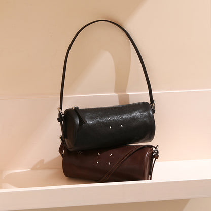 Genuine Leather Women's Crossbody Bag Spacious and Versatile Design in Classic Colors for Any Occasion