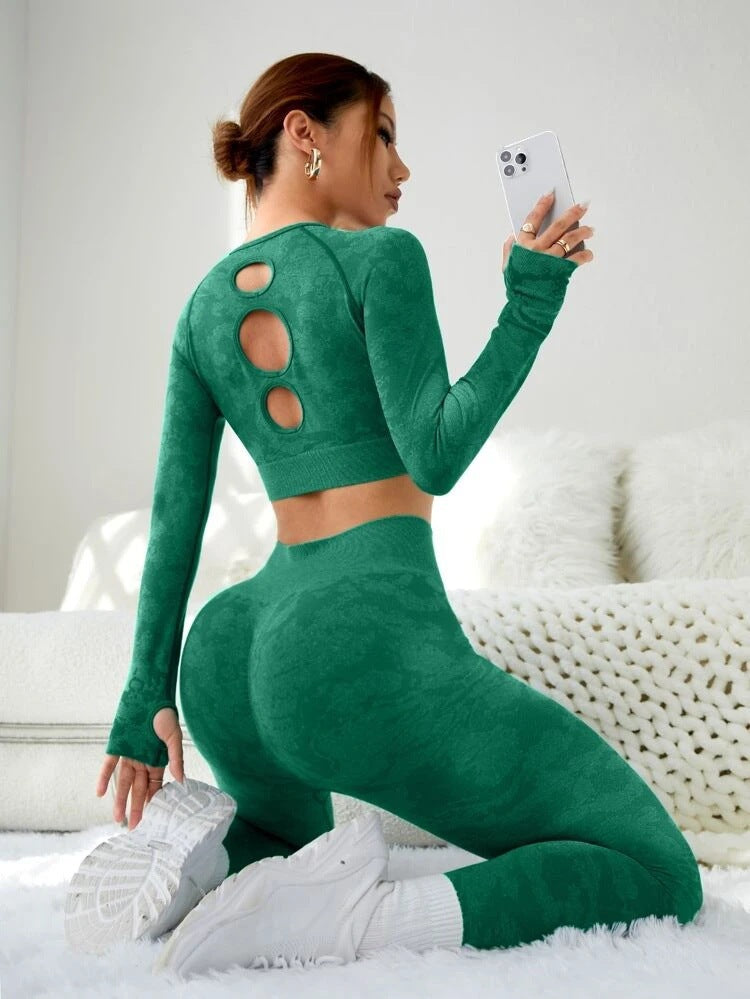 Hollow Back Long Sleeve Top with High Waisted Butt Lifting Leggings Yoga Fitness Set for Comfortable and Chic Workouts