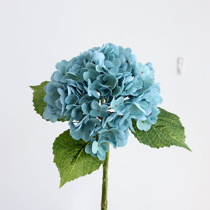 Realistic Faux Hydrangea Bouquet - Lifelike Touch, Moisture-Resistant, Perfect for Hotel Decor, Weddings, and Special Events