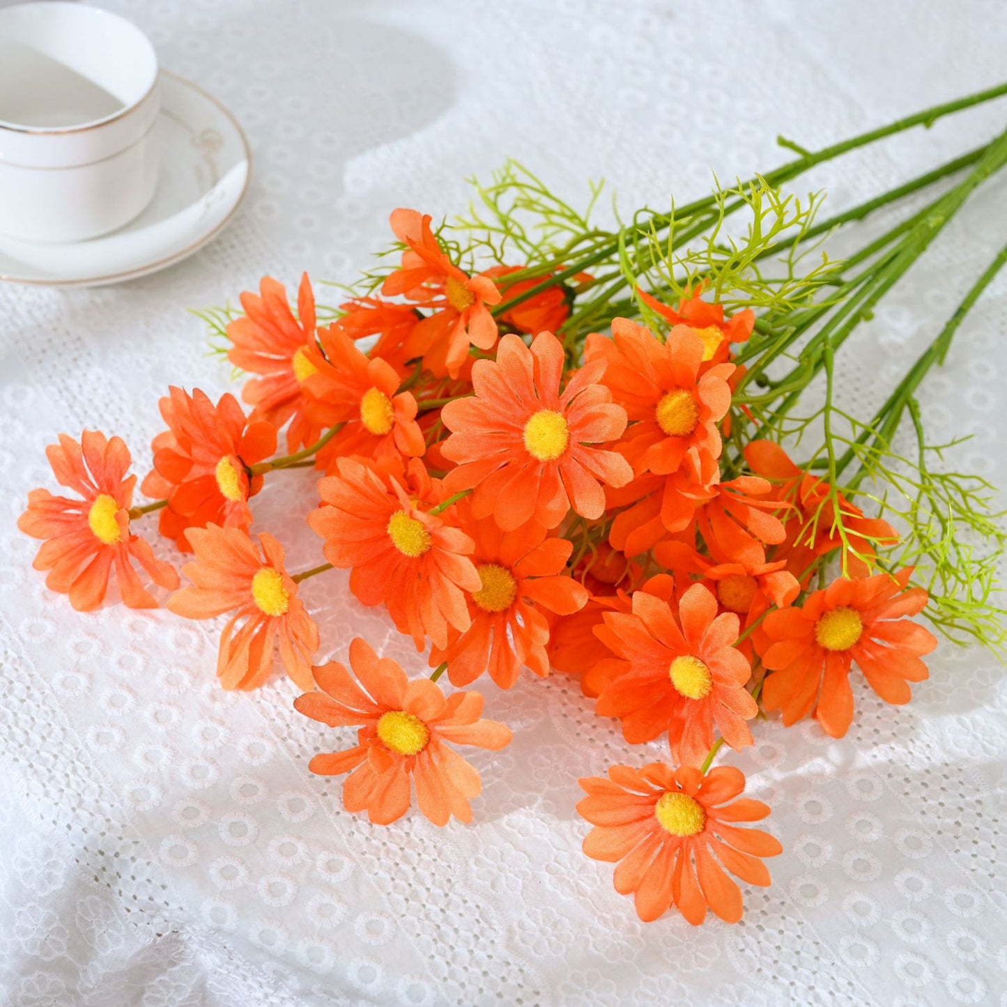 Charming Faux Daisy Chamomile Flowers - Perfect for Fresh Room Décor, Wedding Celebrations, and Stunning Photography Backdrops