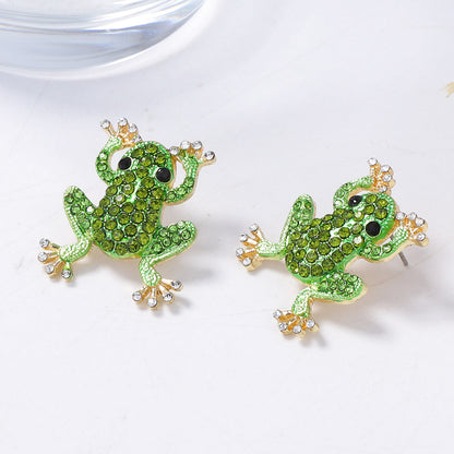 Charming Green Frog Stud Earrings with Unique Creative Design, Alloy and Rhinestone Accents - Versatile and Exquisite Jewelry for Women