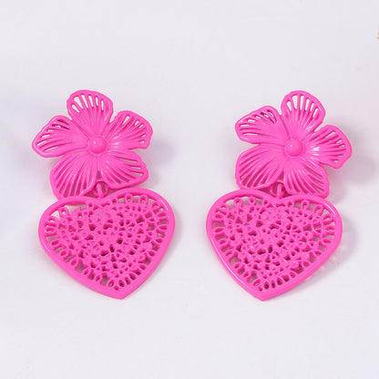 Exquisite Oversized Alloy Spray-Painted Hollow Heart-Shaped Floral Coconut Shell Drop Earrings for Elegant Ladies - Perfect for Parties and Special Occasions