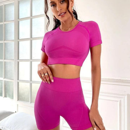 Summer Peach Butt Seamless Fitness 2 Piece Yoga Set High Waisted Lifting Shorts and Short Sleeve Top for Women