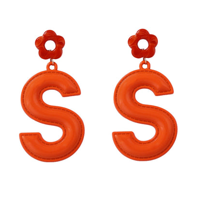 Stylish Minimalist Alloy Letter 'S' Pendant Earrings for Women - Trendy, Unique, and Eye-Catching Statement Jewelry