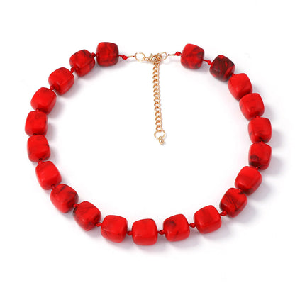 Stylish Minimalist Geometric Resin Beaded Square Necklace for Women - Elegant Choker-Style Chain for Effortless Everyday Chic