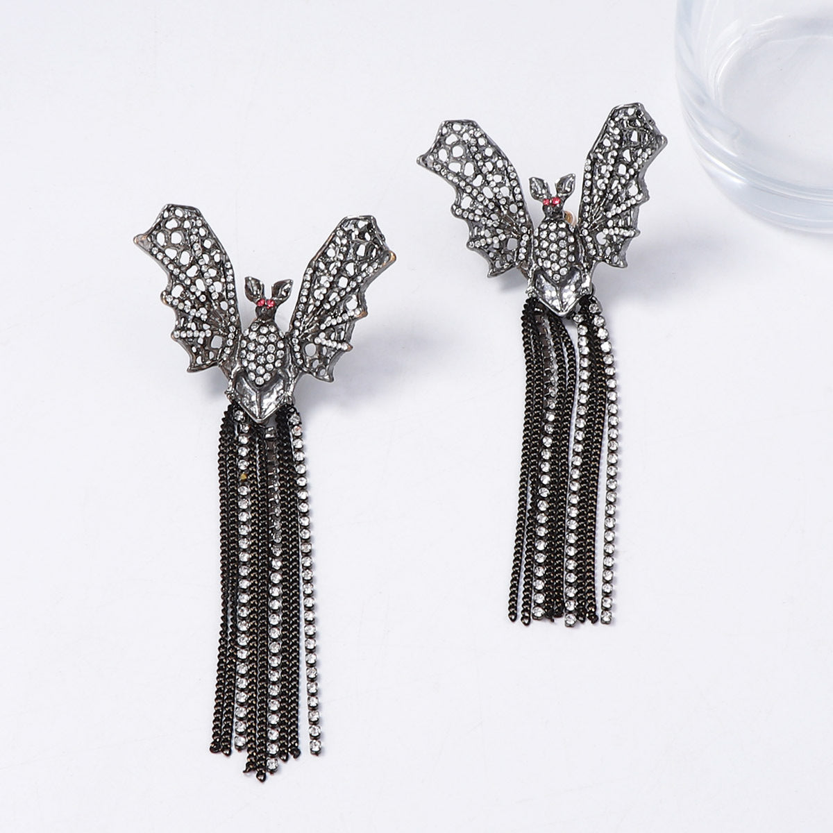 Exquisite Custom Dark-Inspired Alloy Bat Tassel Pendant Earrings for Women, Featuring Glamorous Rhinestone Accents