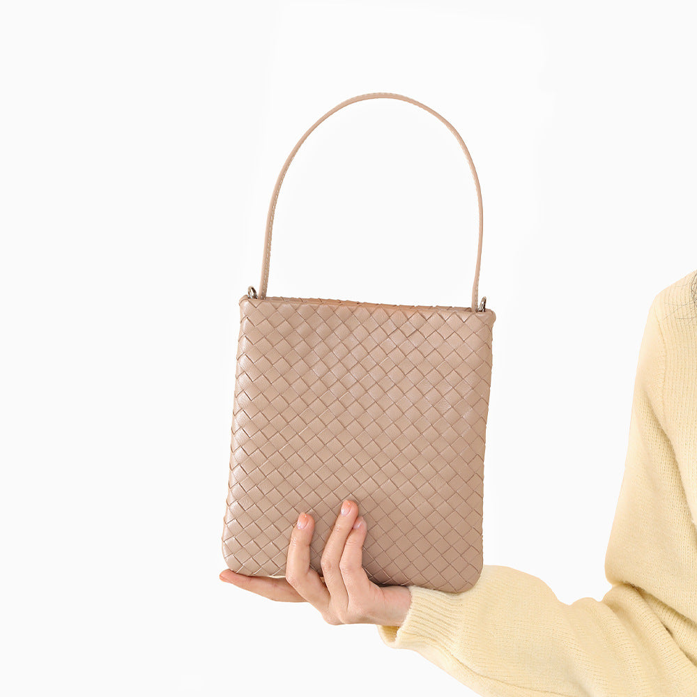 Spring Collection Luxurious Sheepskin Crossbody Bag Chic Minimalist Handwoven Tote Vintage Genuine Leather Shoulder Purse for Women