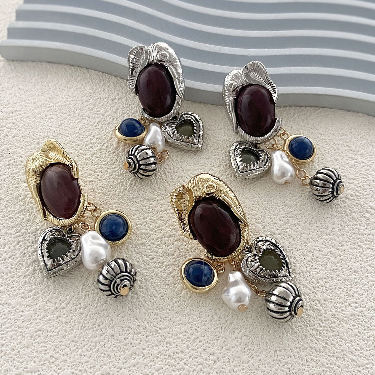 Stylish Vintage-Inspired High-End Animal Metal Pendant Earrings with Faux Pearl and Gemstone Accents – Unique and Versatile Statement Jewelry