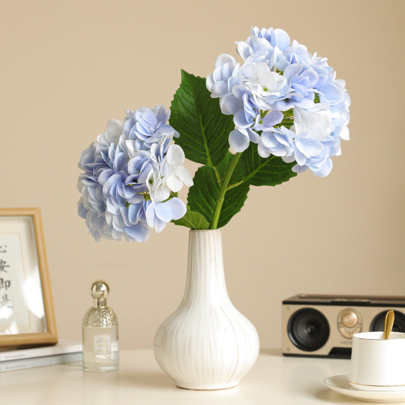 Luxurious Hydrating Touch Faux Hydrangea Flowers - Elegant Home Decor & Wedding Floral Arrangements for a Touch of Sophistication