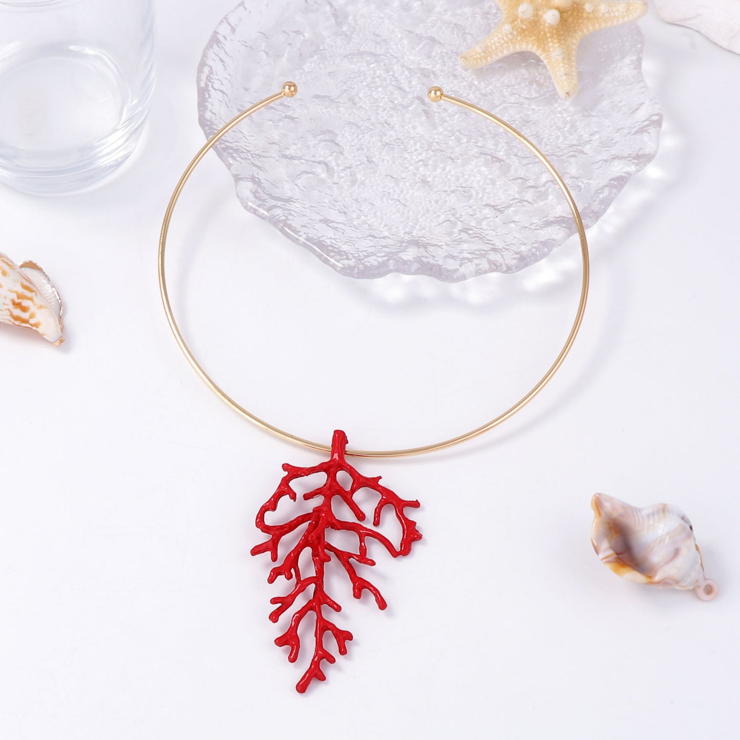 Stunning Minimalist Red Branch Oil Drip Pendant Necklace - Perfect Beachy Coral Jewelry for Women’s Casual Wear