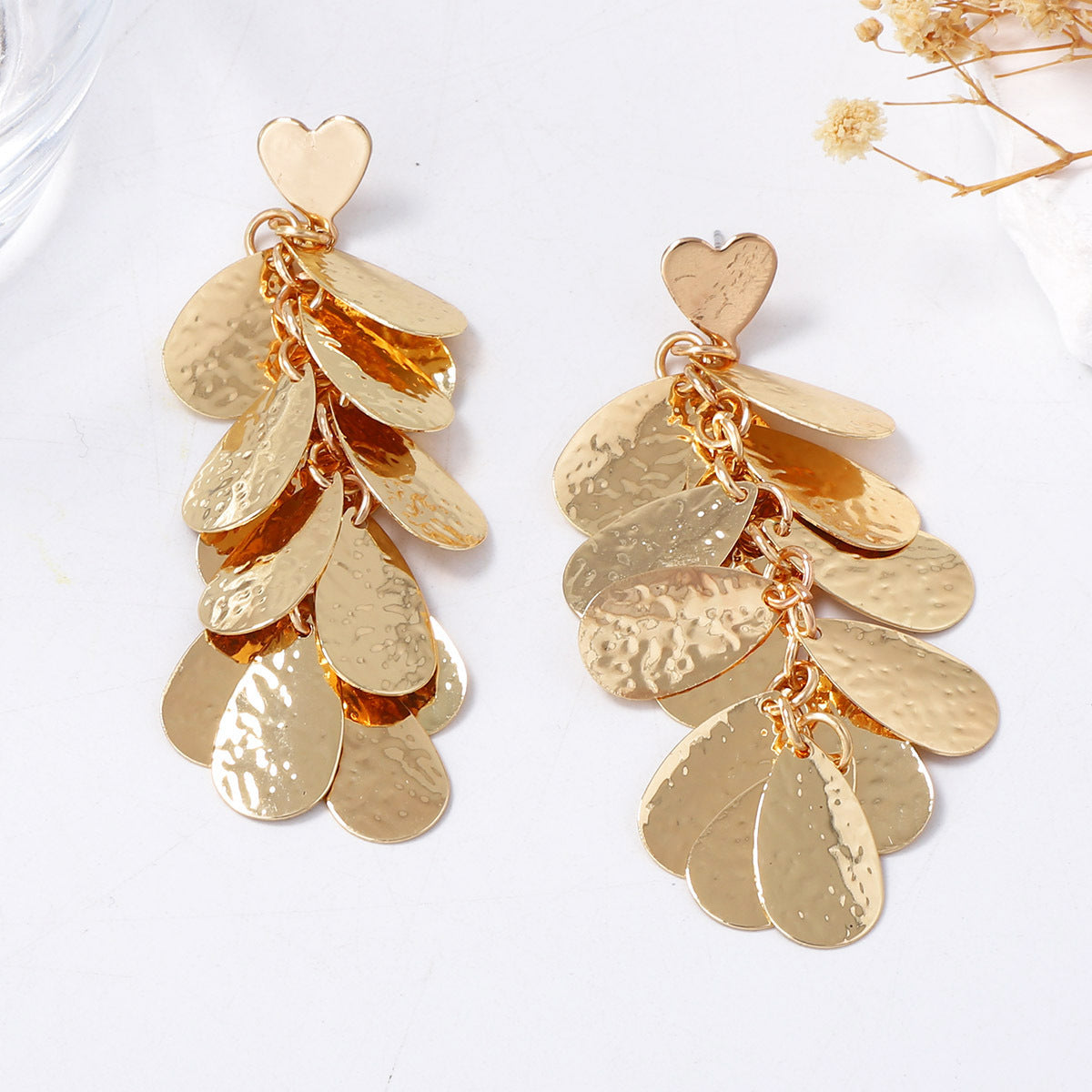 Trendy Punk Minimalist Metal Geometric Heart Pendant Earrings – Chic Daily Wear for Fashion-Forward Women