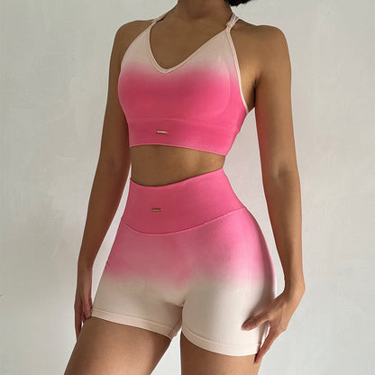 Seamless Gradient Yoga Set with High Waisted Peach Lift for Comfort and Style for Yoga and Fitness