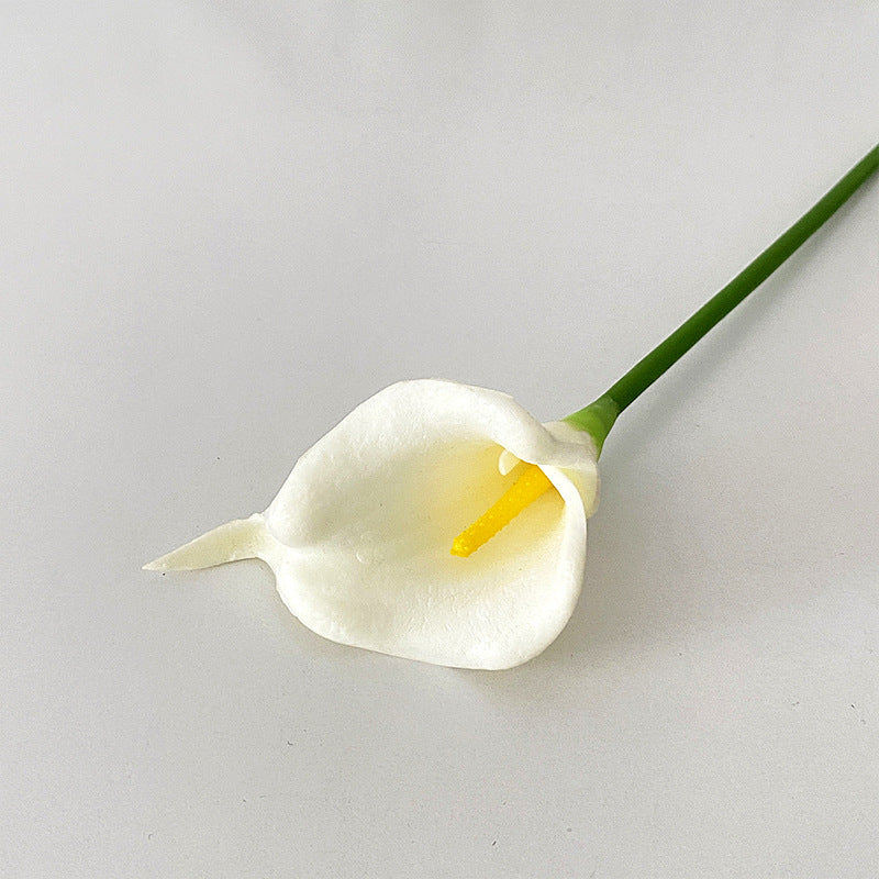 Mini PU Calla Lily Faux Flowers - Perfect for Wedding Bouquets, Home Decor, and Photography Props - Durable, Realistic Design for Lasting Beauty