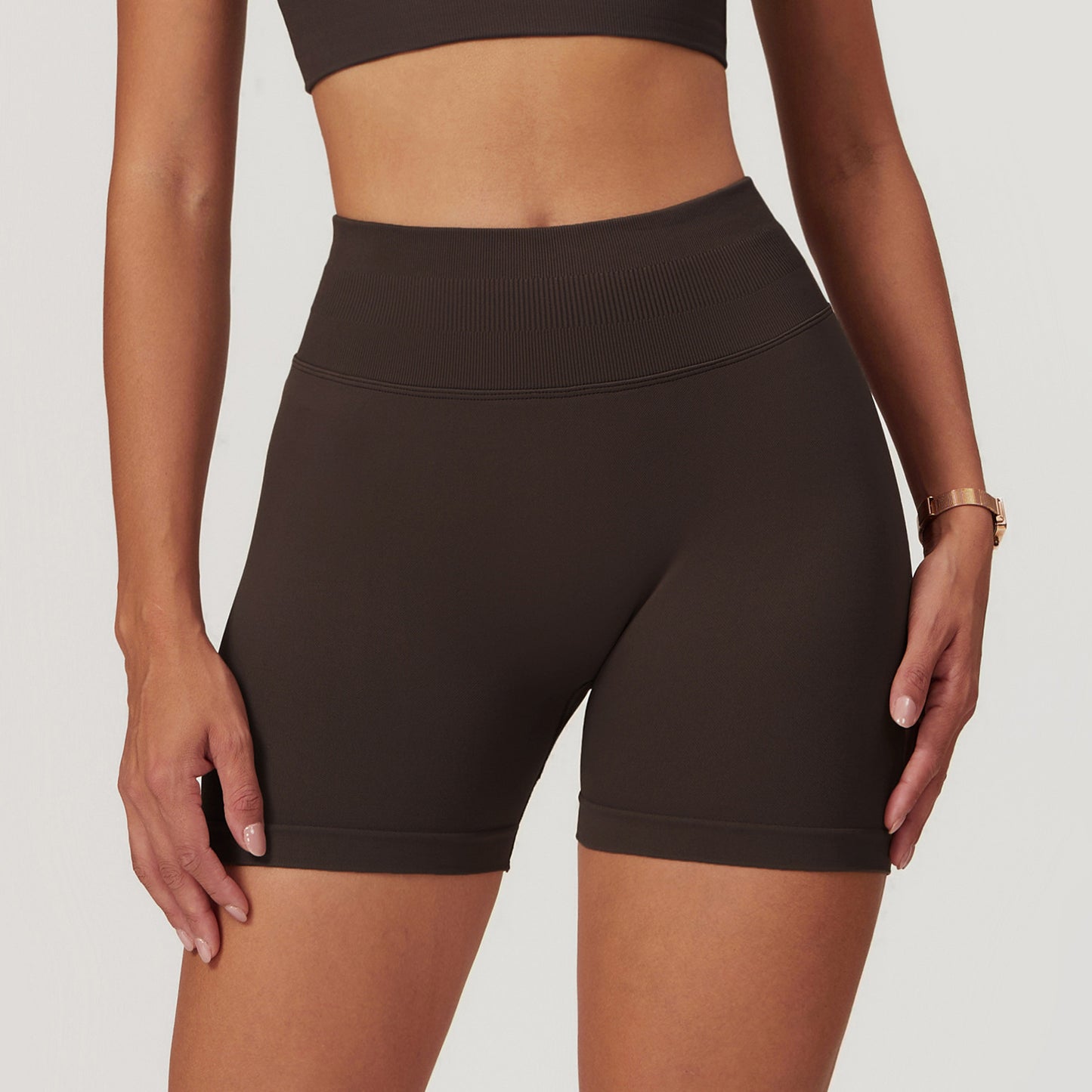 Seamless High Waisted Yoga Shorts for Women Summer Tight Fitting Lifting Running Workout Shorts with Quick Dry Fabric Style 7655