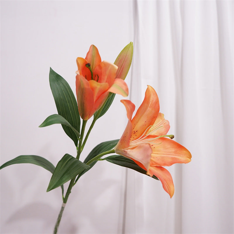 Luxurious Touch-Sensitive Moisturizing Faux Lily Flowers - Stunning Decorative Arrangements for Living Room, TV Cabinet, and Dining Table, Perfect for Weddings and Special Occasions