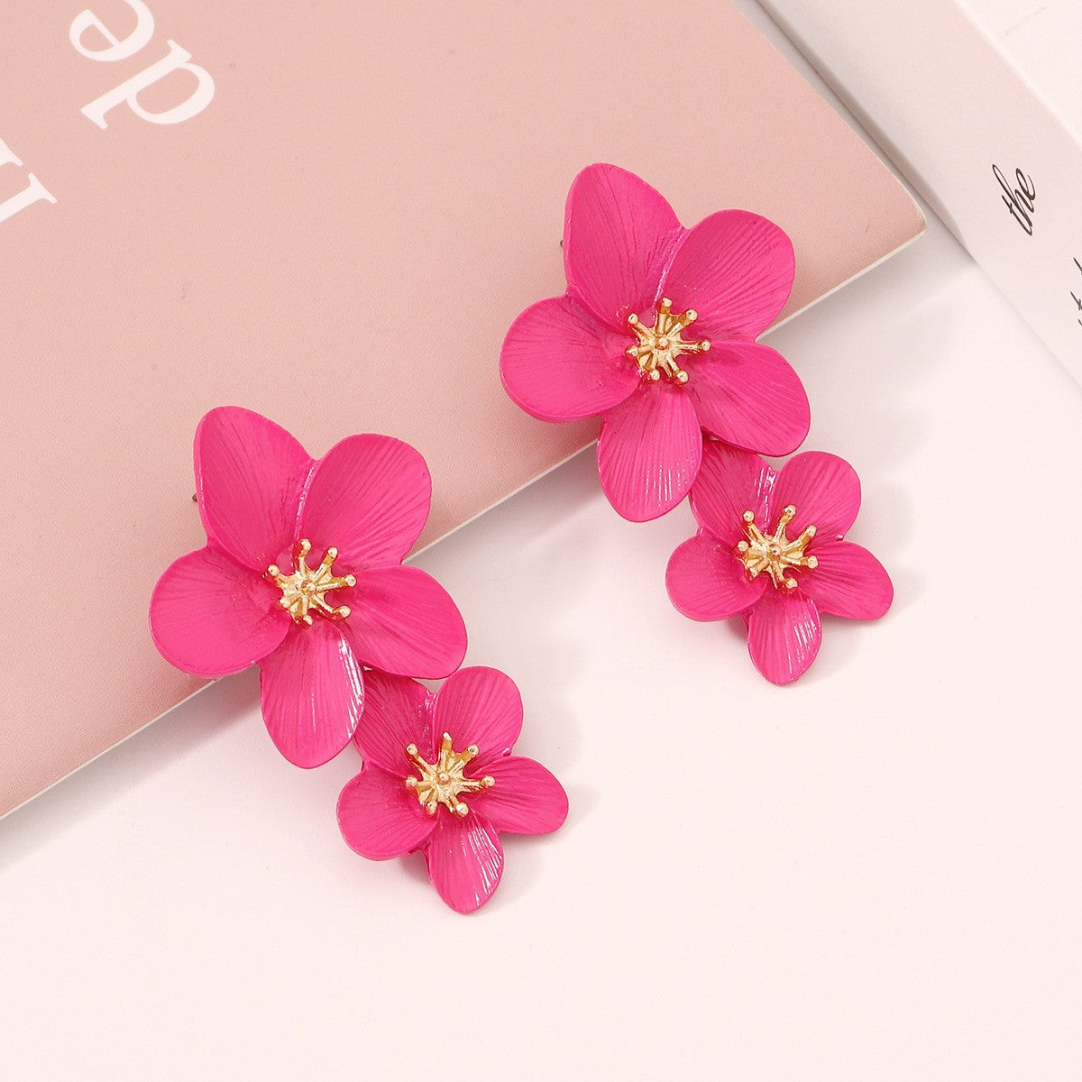 Chic Fresh Fuchsia Flower Bracelet - Unique, Sweet, and Luxurious Summer Accessory for Trendy Young Women