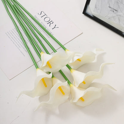 Vibrant Faux Calla Lily Bouquet - Miniature Wind-Resistant Floral Arrangement for Living Room and Dining Table Decor - Perfect for Photography Props and Stylish Home Accents