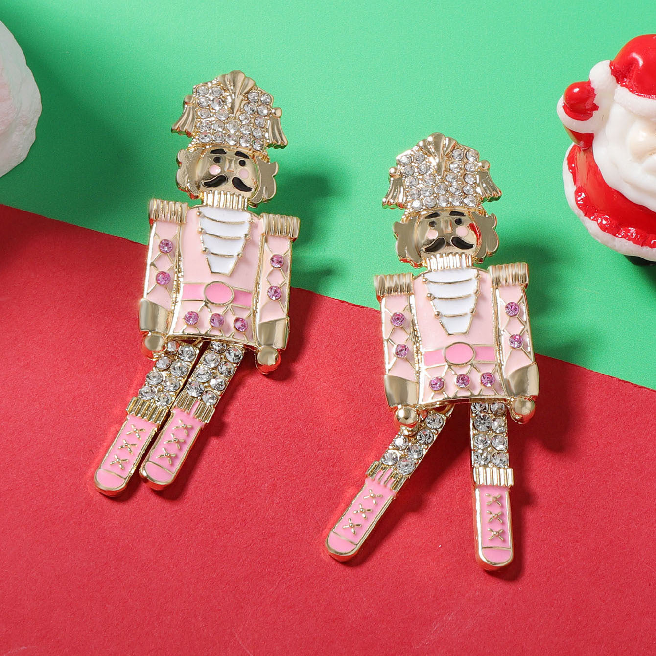 Adorable Cartoon King and Queen Rhinestone Stud Earrings – Unique Creative Design for Christmas – Perfect for Holiday Gifting!