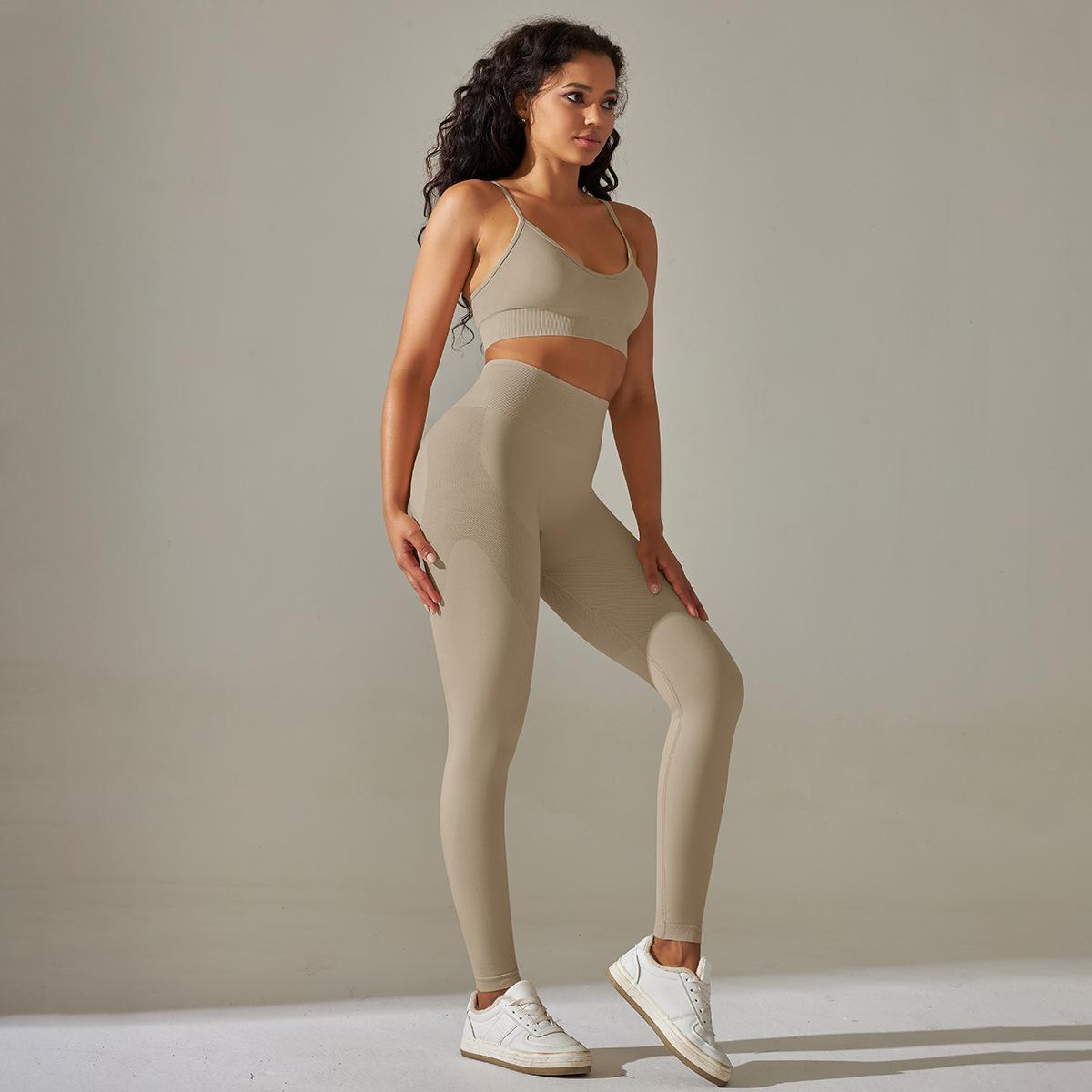 Breathable Knitted Yoga Outfit with Stunning Back Design High Waisted Tummy Control Leggings Supportive Sports Bra Fitness Ensemble for Optimal Performance